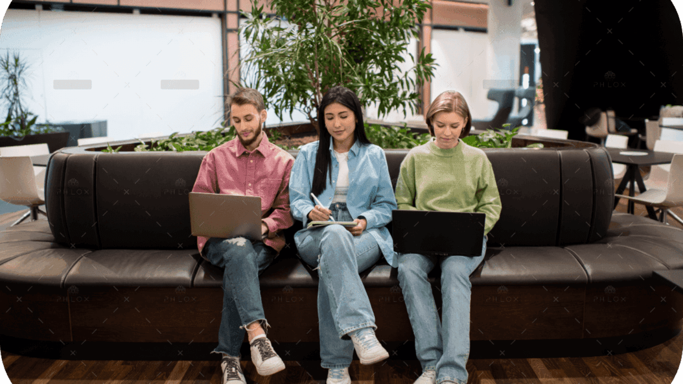 demo-attachment-804-team-working-together-project-6-2-1